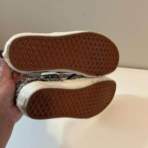 💕🖤VANS SLIDE ON WOMAN SIZE 6 - Picture 9 of 10